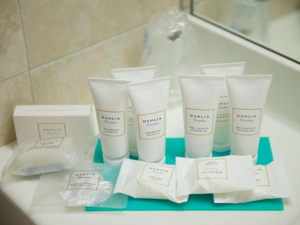 Best Western Crystal Palace Hotel : photo 3 de la chambre chambre familiale avec lit king-size et lit queen-size