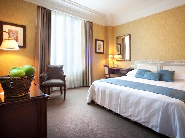 Mercure Catania Excelsior : photo 1 de la chambre chambre double supérieure avec balcon