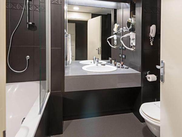 Grand Hotel De La Ville : photo 7 de la chambre chambre double