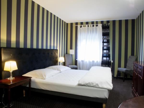 Matejki 8 : photo 1 de la chambre chambre double avec 2 lits simples