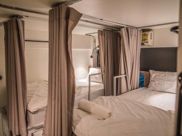 Jam Hostel Bangkok : photo 2 de la chambre lit dans dortoir mixte de 8 lits 