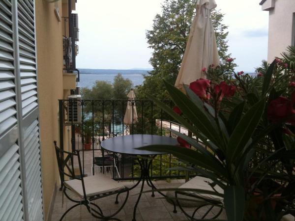 Villa Mare Crikvenica : photo 3 de la chambre chambre double avec terrasse - vue sur mer