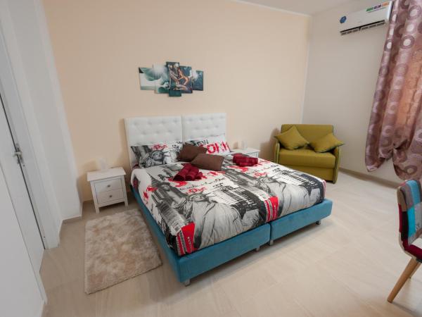 B&B Epipoli : photo 5 de la chambre chambre triple avec salle de bains privative