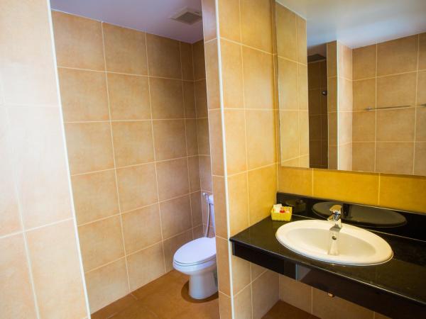 Kanokan Hotel : photo 4 de la chambre chambre deluxe double ou lits jumeaux