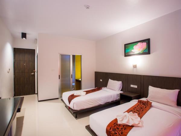 Kanokan Hotel : photo 5 de la chambre chambre deluxe double ou lits jumeaux