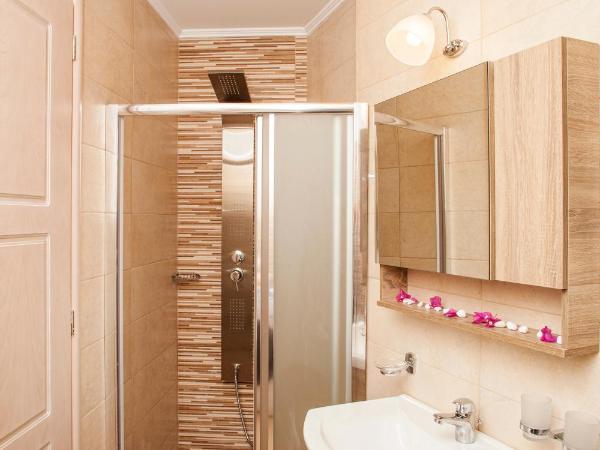 Afroditi : photo 8 de la chambre appartement avec balcon