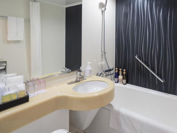 Hotel MYSTAYS PREMIER Dojima : photo 1 de la chambre chambre lit queen-size supérieure - fumeurs