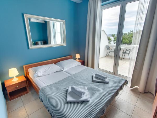 B&B Galija : photo 4 de la chambre chambre double avec terrasse - vue sur mer