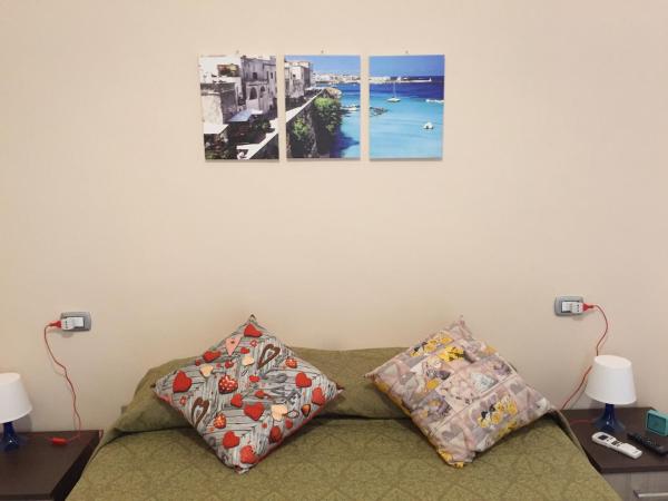 B&b Opuntia : photo 4 de la chambre chambre double ou lits jumeaux avec salle de bains privative