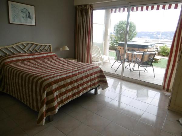 Htel La Flore : photo 1 de la chambre chambre double prestige avec vue sur mer
