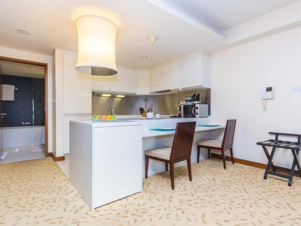 Westminster Dubai Mall : photo 5 de la chambre studio supérieur - vue partielle sur burj khalifa