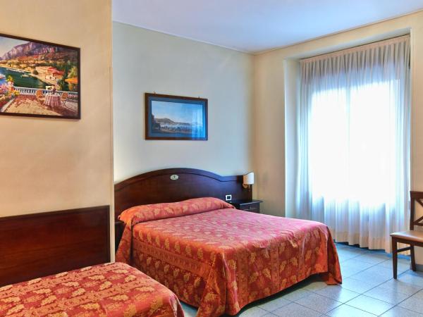 Hotel Pavone : photo 2 de la chambre chambre triple