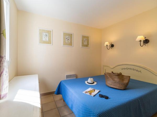 Résidence Pierre & Vacances Les Restanques du Golfe de Saint-Tropez : photo 2 de la chambre appartement 1 chambre avec terrasse ou balcon (4 personnes)