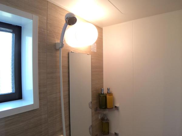 TOMARO Osaka Bay : photo 10 de la chambre chambre avec tatami et salle de bains privative