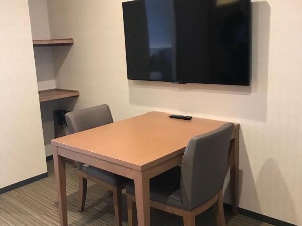 Holiday Inn & Suites Shin Osaka, an IHG Hotel : photo 9 de la chambre suite 1 chambre lits jumeaux - non-fumeurs