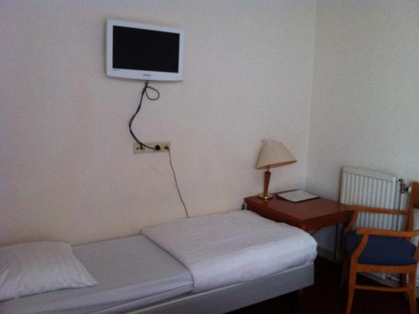 Delta Hotel City Center : photo 3 de la chambre chambre simple