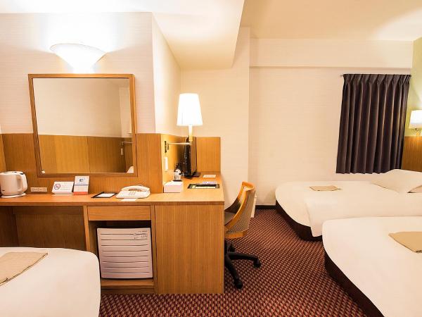 Hearton Hotel Shinsaibashi : photo 2 de la chambre chambre triple - non-fumeurs