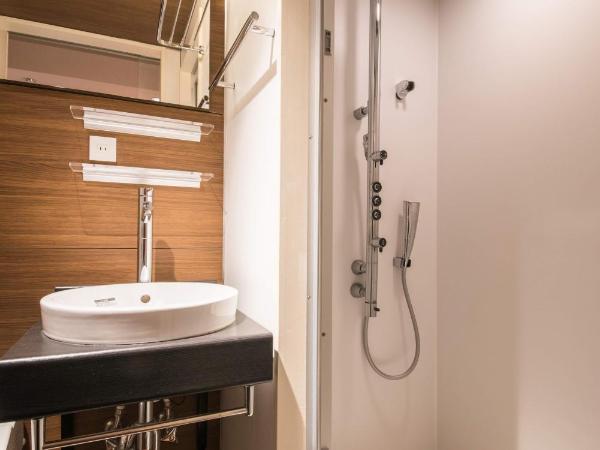 the b akasaka-mitsuke : photo 7 de la chambre chambre double standard moderne - non-fumeurs