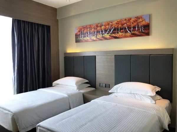 KSL Hot Spring Resort : photo 6 de la chambre chambre lits jumeaux supérieure