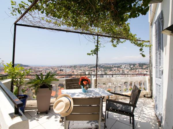 Le Panoramic Boutique Hôtel : photo 5 de la chambre chambre triple avec terrasse