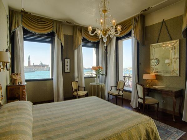 Locanda Vivaldi : photo 2 de la chambre chambre double supérieure avec vue sur la lagune