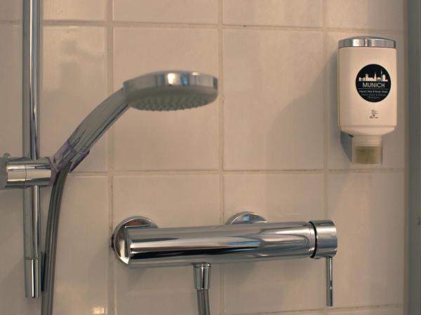 Hotel Wetterstein : photo 9 de la chambre chambre familiale