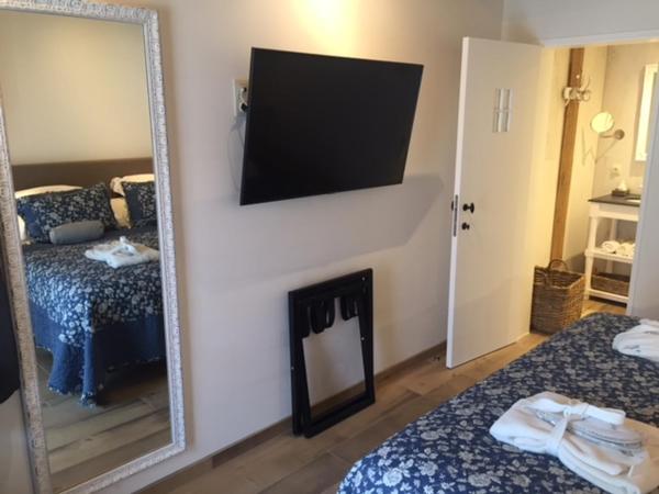 Casa Romantico : photo 8 de la chambre chambre double - vue sur piscine