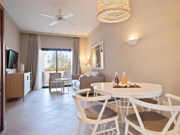 Melia Villaitana : photo 4 de la chambre suite junior (2 adultes + 2 enfants)