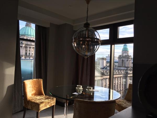 Ten Square Hotel : photo 1 de la chambre suite supérieure