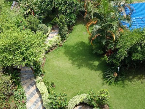 Hotel Tulsi : photo 4 de la chambre chambre familiale supérieure