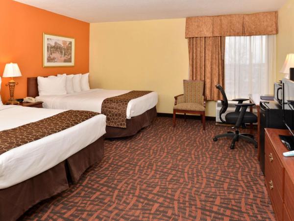 Best Western Louisville East Inn & Suites : photo 7 de la chambre chambre 2 lits queen-size - non-fumeurs
