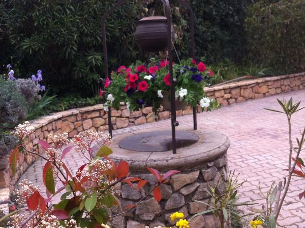 Villa l'Air du temps : photo 2 de la chambre appartement - vue sur jardin