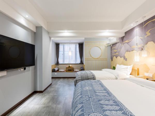 Chongqing Ouranjian Lake View Guesthouse : photo 1 de la chambre chambre lits jumeaux