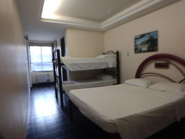 Hotel Praia da Sereia : photo 1 de la chambre chambre quadruple standard