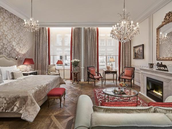 Hotel Sacher Wien : photo 1 de la chambre suite junior avec vue