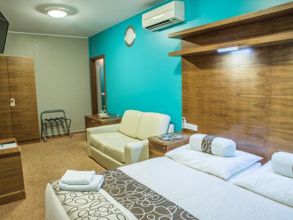 Restaurant & Design Hotel Noem Arch : photo 1 de la chambre officer's cabin - deluxe double or twin room