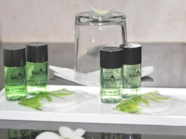 Anezi Tower Hotel : photo 1 de la chambre chambre premium - vue sur mer