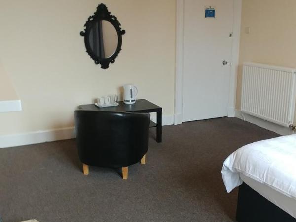 Mayfair Guest House : photo 3 de la chambre chambre double avec salle de bains commune