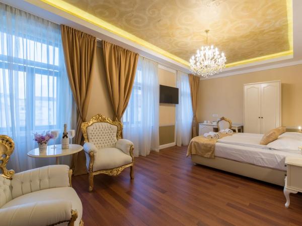 Central Square Heritage Hotel : photo 7 de la chambre chambre lit king-size supérieure - vue sur ville