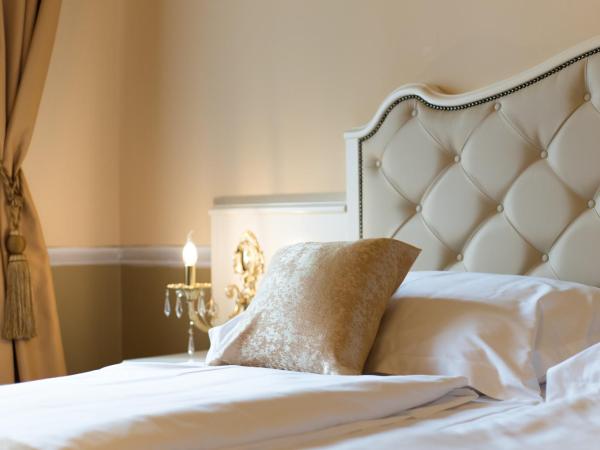 Central Square Heritage Hotel : photo 6 de la chambre chambre lit king-size deluxe - vue sur ville