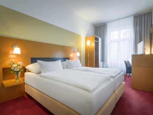 Theatrino Hotel : photo 7 de la chambre chambre double avec lit d'appoint