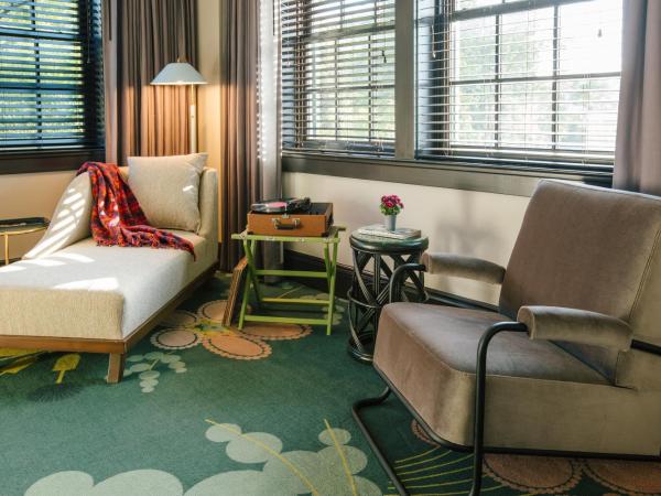 Hotel Clermont Atlanta, by Oliver : photo 3 de la chambre chambre lit king-size supérieure