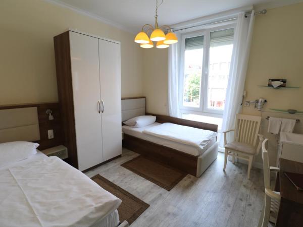 Hotel Boritzka : photo 2 de la chambre chambre lits jumeaux avec salle de bains privative séparée