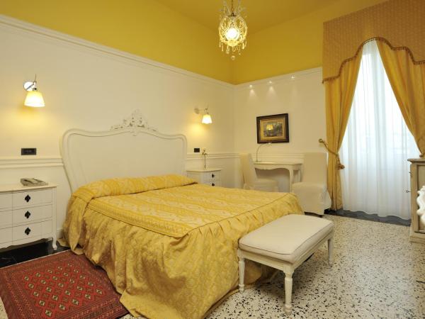 Villa Las Tronas Hotel & SPA : photo 1 de la chambre chambre double - vue sur parc