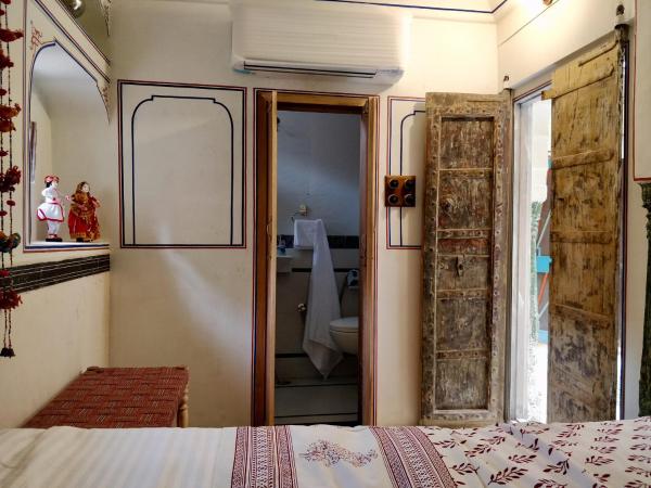 Jaipur Haveli : photo 1 de la chambre chambre simple avec salle de bains