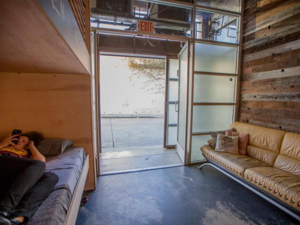 PodShare Hollywood : photo 6 de la chambre lit superposé dans dortoir mixte
