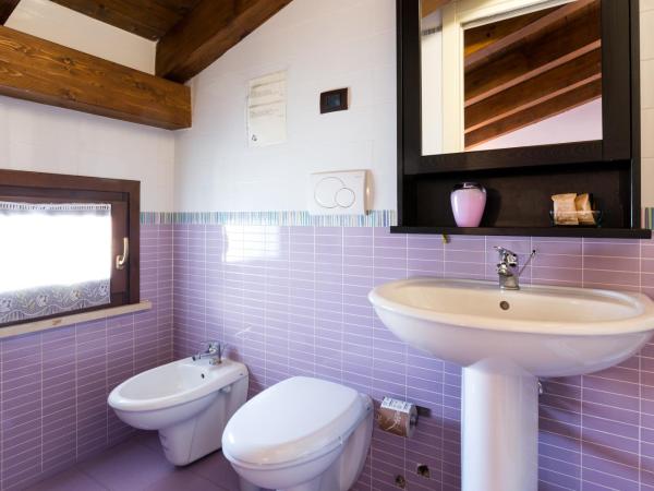 Terra&Mare B&B : photo 10 de la chambre chambre simple avec salle de bains