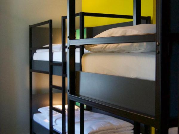 Grand Hostel Berlin Urban : photo 6 de la chambre lit dans dortoir mixte de 8 lits 