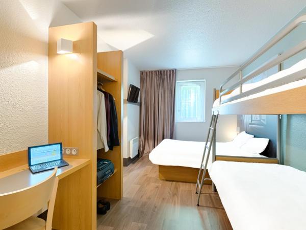 B&B HOTEL Marseille Estaque : photo 6 de la chambre chambre quadruple