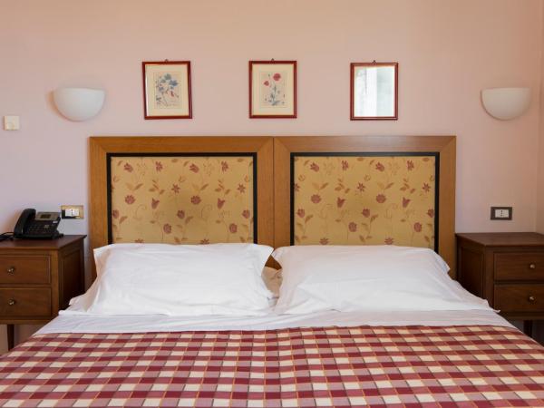 Hotel Il Giardino : photo 6 de la chambre chambre double ou lits jumeaux supérieure